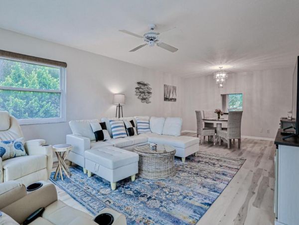 Bayfront Vacation Condo in Longboat Key Steps from Beach