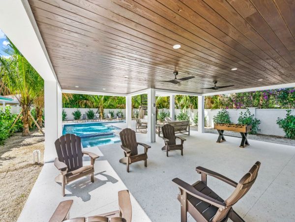 Lido Key Vacation Rental | 8-Bedroom Luxury Home Near St. Armands Circle