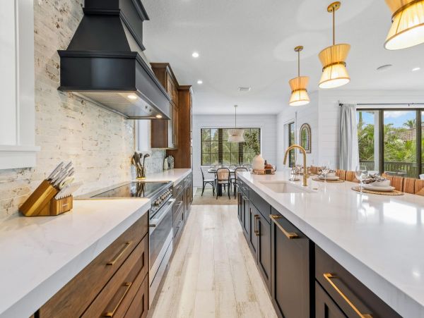 Lido Key Vacation Rental | 8-Bedroom Luxury Home Near St. Armands Circle
