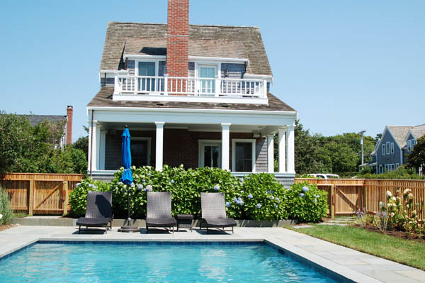 Nantucket Vacation Home Four Bedroom Walk to Beach