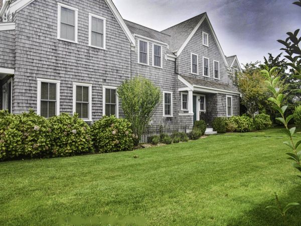 Nantucket Vacation Home Four Bedroom Walk to Beach