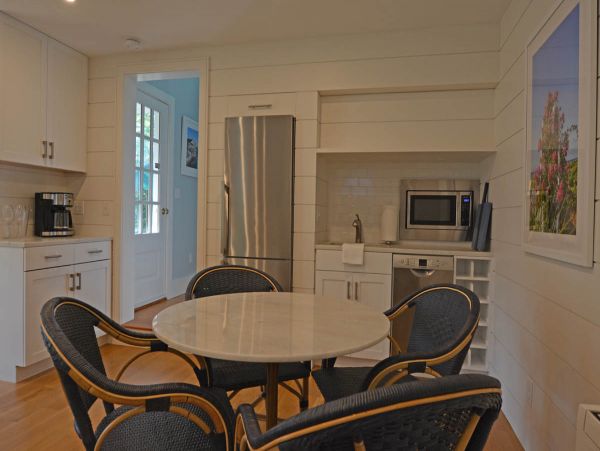 Beautiful Nantucket Vacation Home Four Bedroom