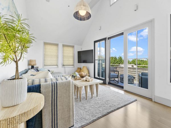 Cisco Luxury Vacation Rental Home 300 yards to Beach
