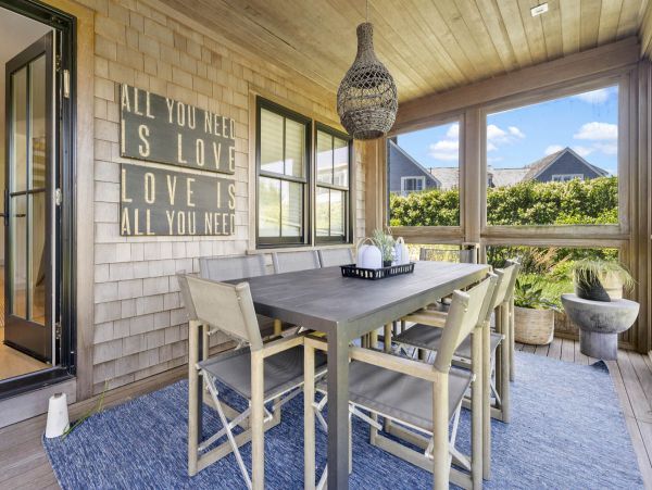 Cisco Luxury Vacation Rental Home 300 yards to Beach