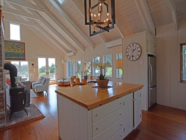 Luxury Nantucket Vacation Home Walk to Beach