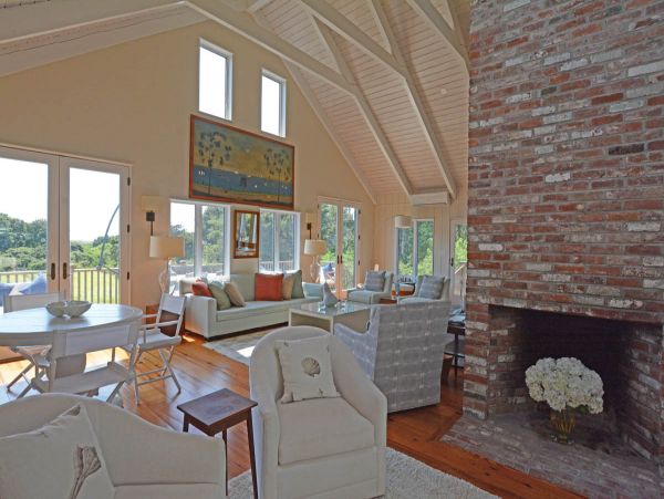 Luxury Nantucket Vacation Home Walk to Beach