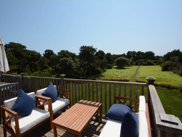 Luxury Nantucket Vacation Home Walk to Beach