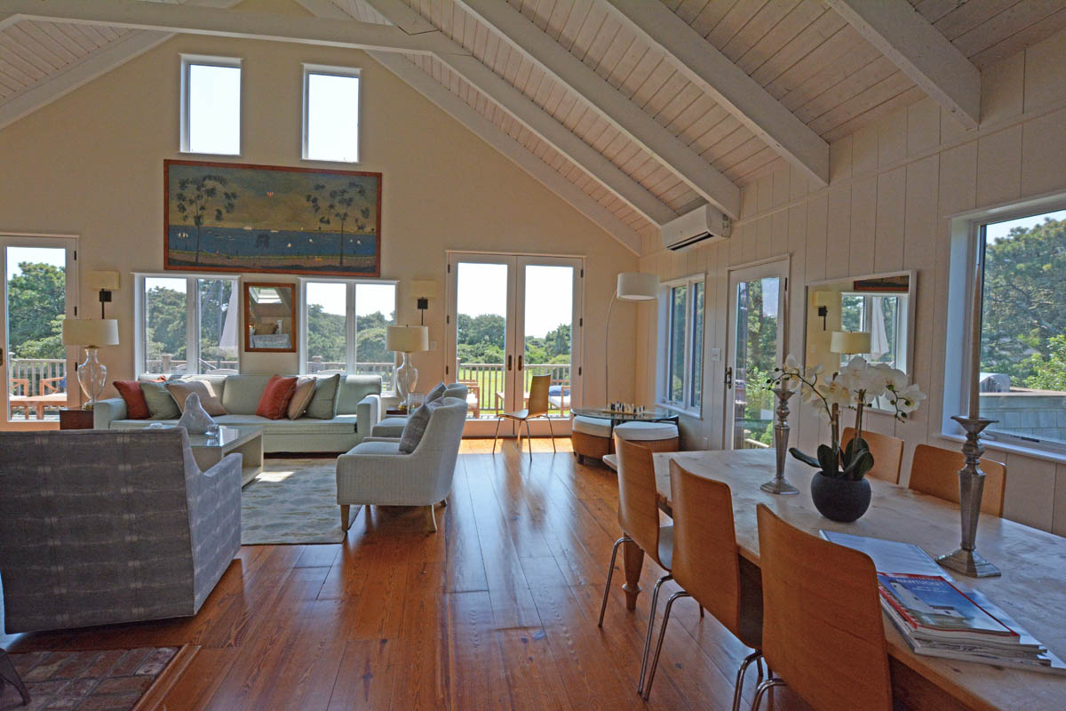 Luxury Nantucket Vacation Home Walk to Beach
