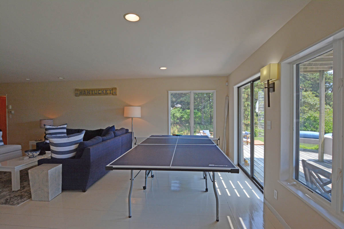 Luxury Nantucket Vacation Home Walk to Beach