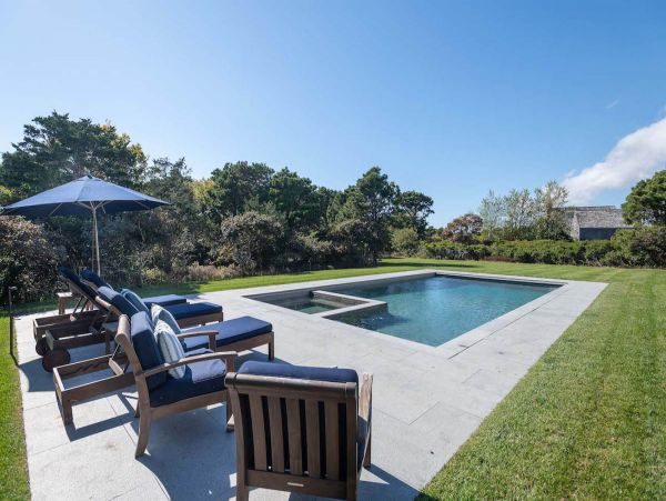 Private Pool Home Large Grounds and Pool