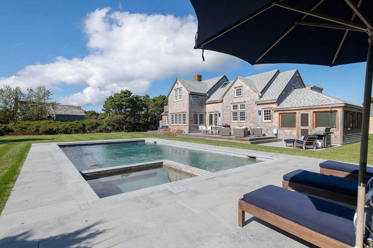 Private Pool Home Large Grounds and Pool