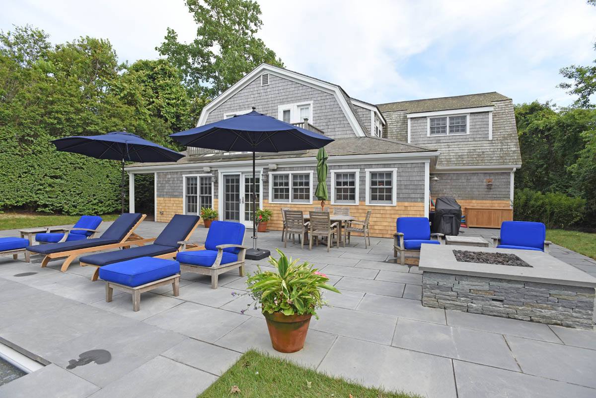 Cliff Area luxury Vacation Home Steps to Beach