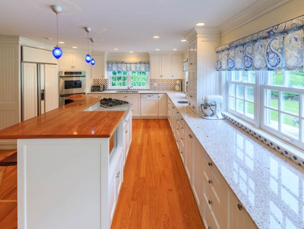 Cliff Area luxury Vacation Home Steps to Beach