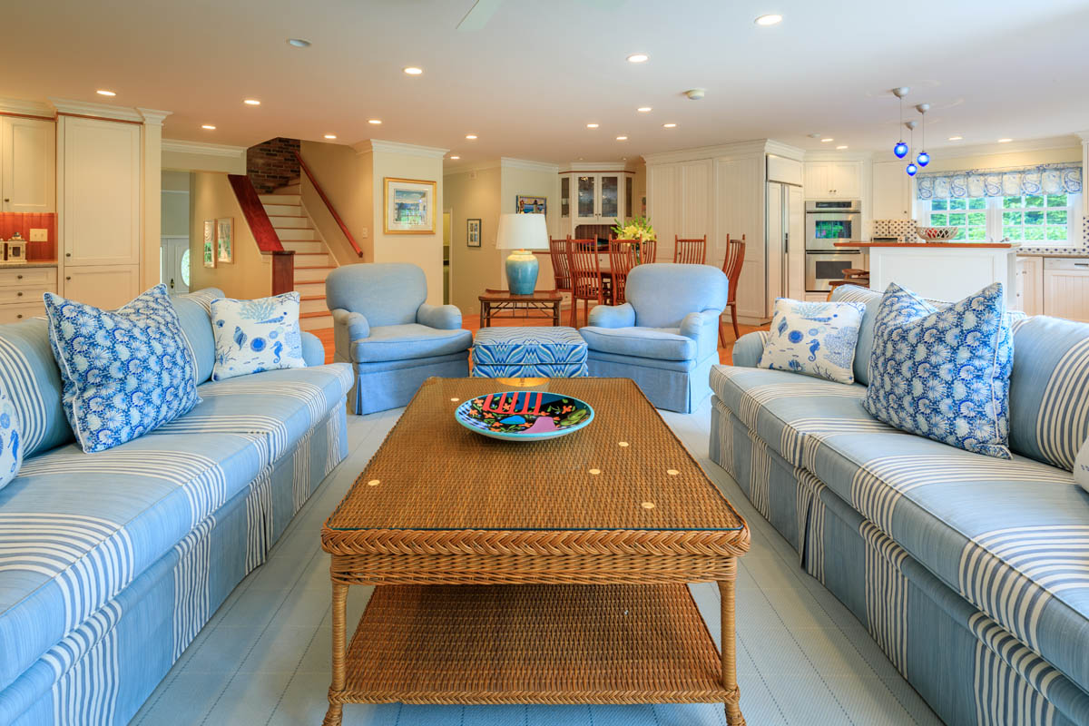 Cliff Area luxury Vacation Home Steps to Beach