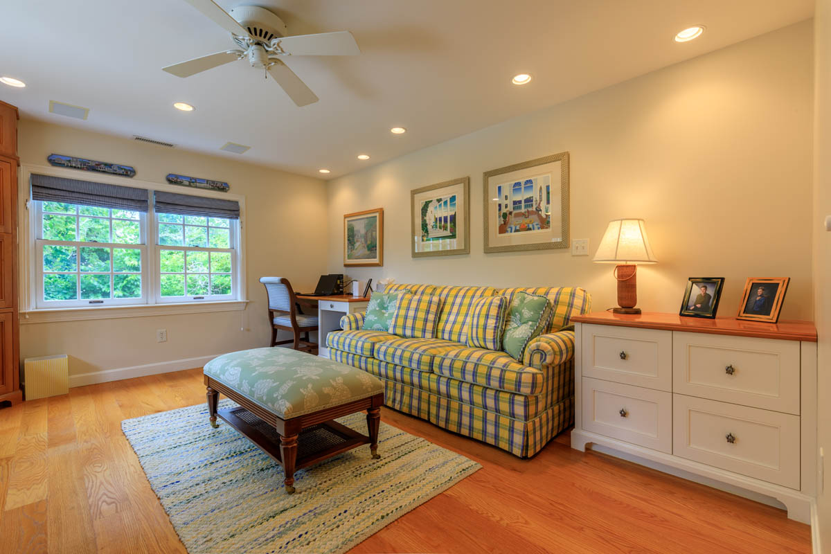 Cliff Area luxury Vacation Home Steps to Beach