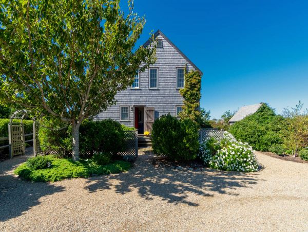 Stylish Comfort Awaits your Nantucket Vacation