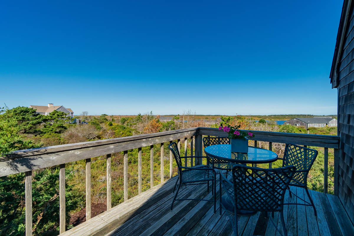 Stylish Comfort Awaits your Nantucket Vacation