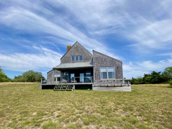 Views of Sankaty Head lighthouse.