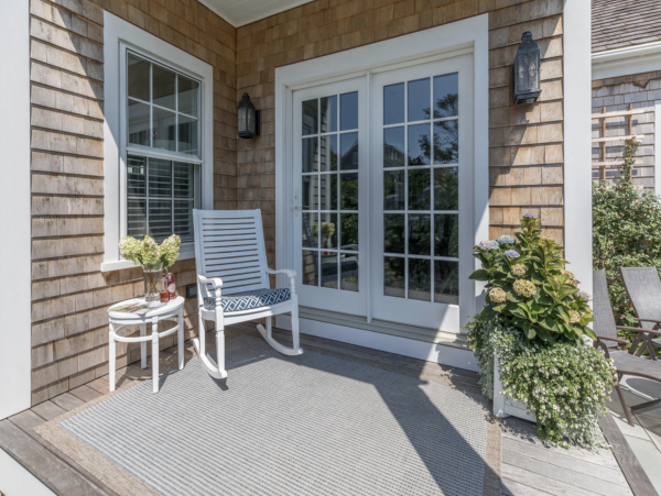 Close to town Classic Seaside Get-Away Nantucket Vacation