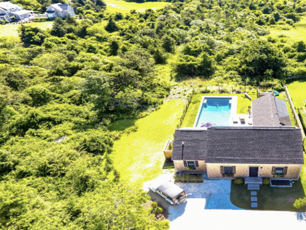 Luxury Three Bedroom Nantucket Home