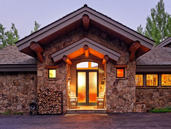 Snowmass Luxury Vacation 6 Bedroom Home with Hot Tub