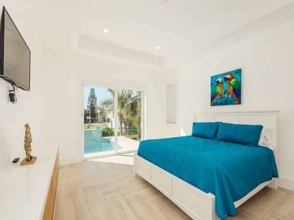 Marco Island Vacation Home Four Bedroom Walk to Beach