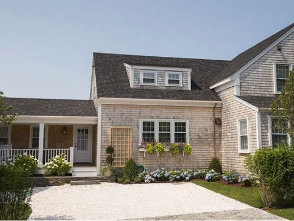 Nantucket Vacation Rental in Captivating Cliff
