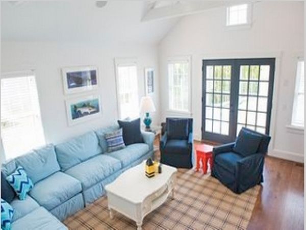 Nantucket Vacation Rental in Captivating Cliff