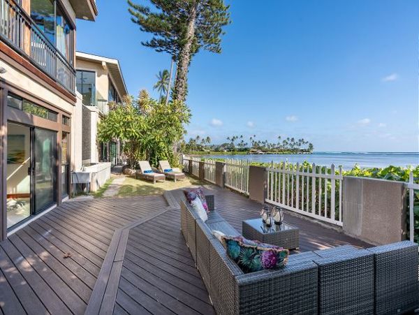 Luxury Beachfront Four Bedroom Home Sleeps 10 Guests