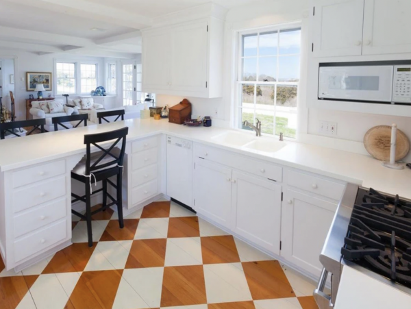 Shawkemo Three bedroom Vacation Rental Polpis Harbor