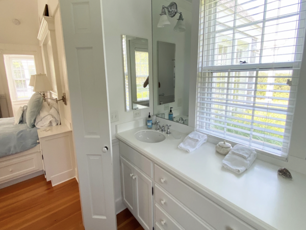 Shawkemo Three bedroom Vacation Rental Polpis Harbor