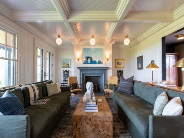 Nantucket Home 1043549