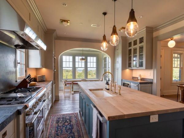 Nantucket Home 1043549