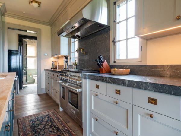 Nantucket Home 1043549