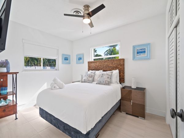 Lighthouse Point Vacation Home Three Bedroom