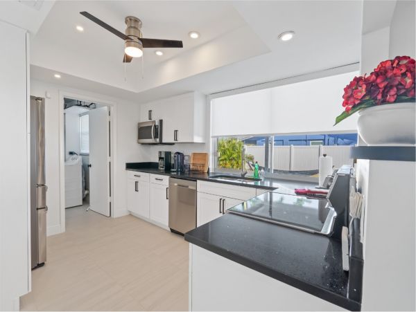 Lighthouse Point Vacation Home Three Bedroom