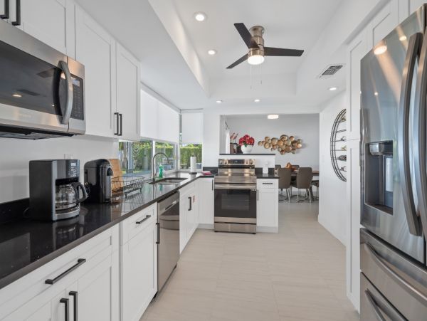 Lighthouse Point Vacation Home Three Bedroom