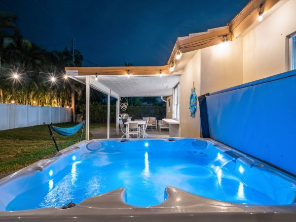 Lighthouse Point Vacation Home Three Bedroom
