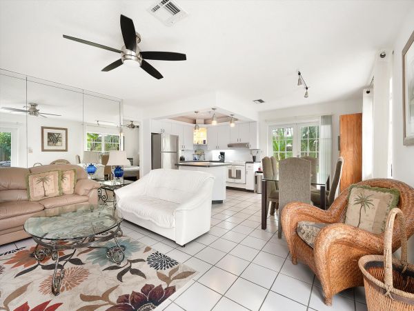 Fort Lauderdale Vacation Rental with Pool and Close to Beach