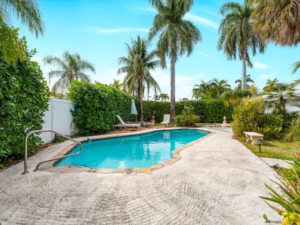 Fort Lauderdale Vacation Rental with Pool and Close to Beach