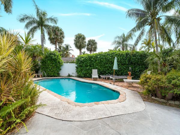 Fort Lauderdale Vacation Rental with Pool and Close to Beach