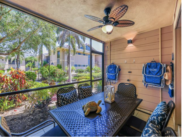 Sanibel Vacation Condo Two Bedroom Walk to Beach