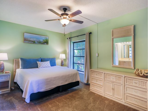 Sanibel Vacation Condo Two Bedroom Walk to Beach