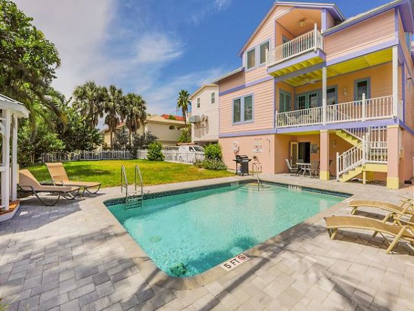 Captiva Island Vacation Home 2 Bedroom & Pool