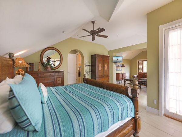 Captiva Island Vacation Home 2 Bedroom & Pool