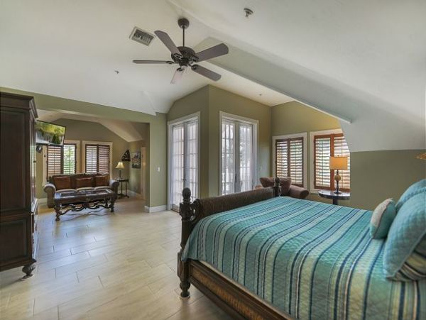 Captiva Island Vacation Home 2 Bedroom & Pool