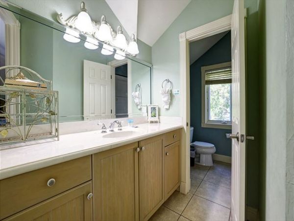 Captiva Island Vacation Home 2 Bedroom & Pool
