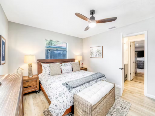 Bradenton Home 15 Min to Beach | Private Yard & Game Room