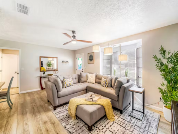 Bradenton Home 15 Min to Beach | Private Yard & Game Room