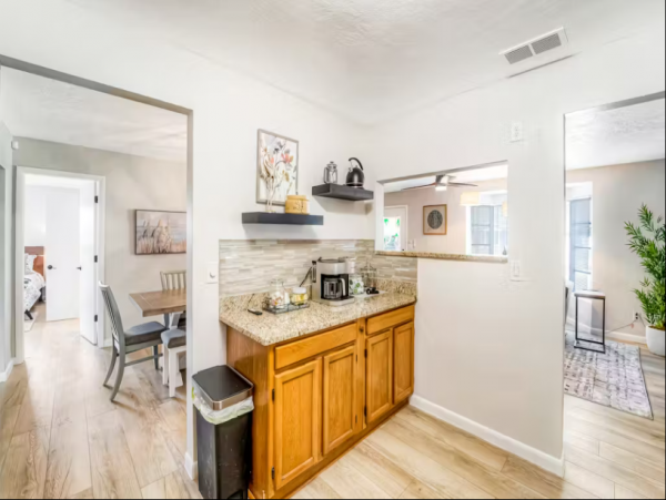 Bradenton Home 15 Min to Beach | Private Yard & Game Room